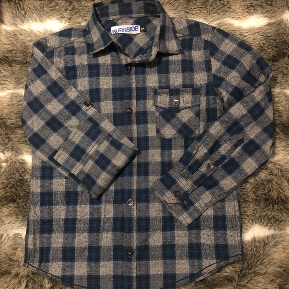 Button down shirt - Picture 2 of 4